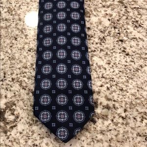 Robert Talbott Carmel men’s neck tie.
